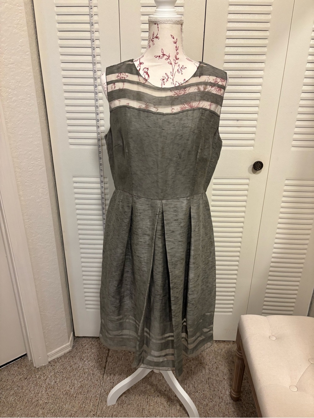 Elie Tahari Gray Sheer-Panel Dress